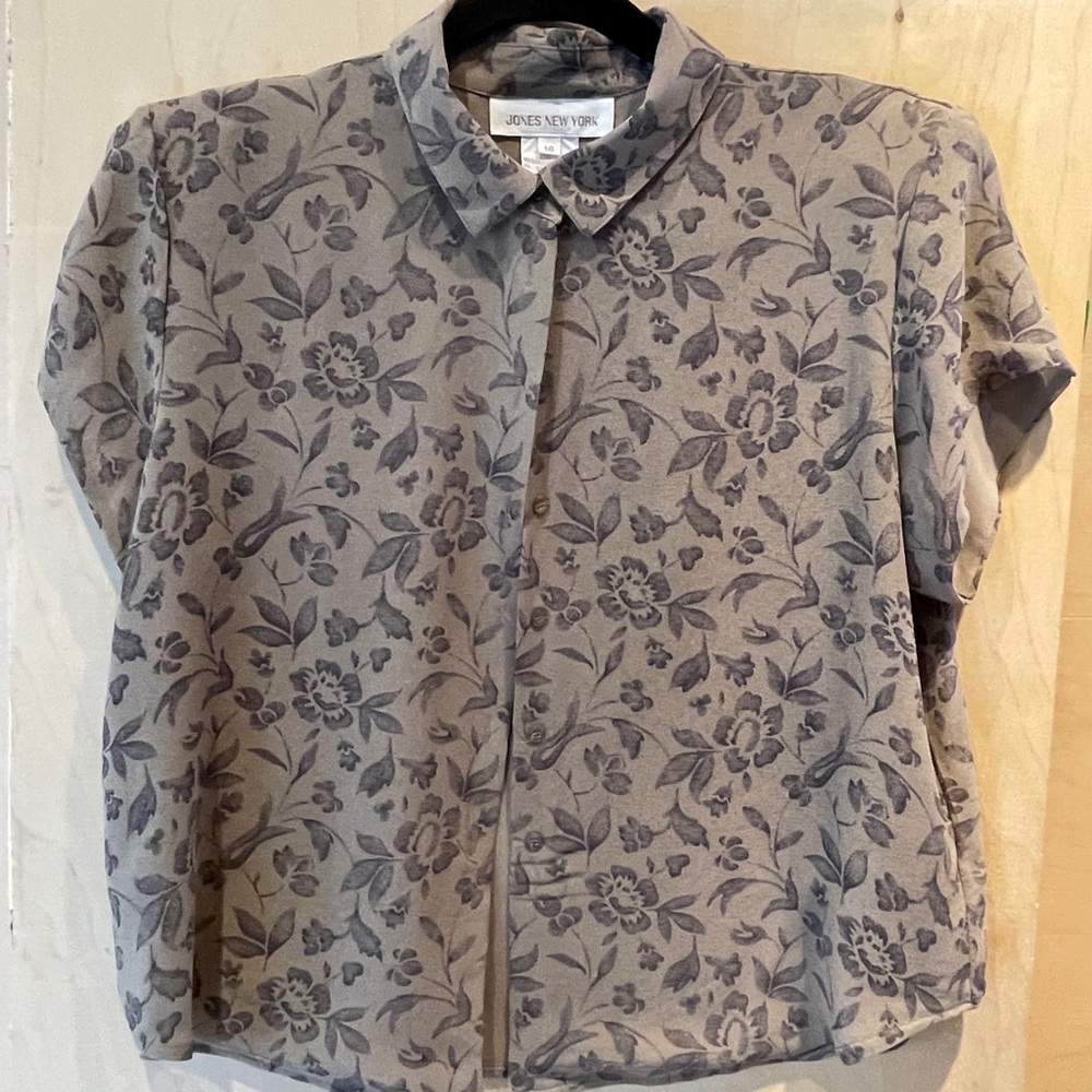 Vintage Granny Core Jones of New York silk blouse